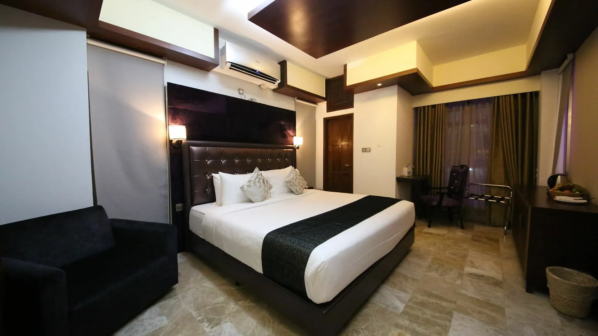 Monsoon Inn Dhaka Hotel