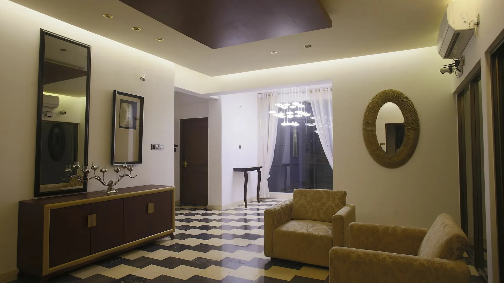 Monsoon Inn Dhaka